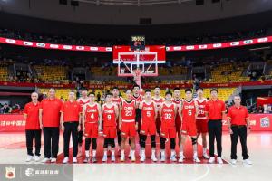 72分91板！中国男篮数据全面落后，乌拉圭展现防守艺术