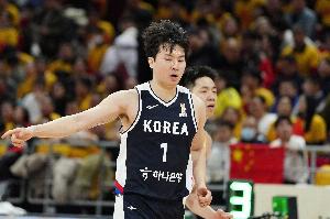 强强对决！李贤重G联赛挑战长崎维尔卡，国家队之路受阻