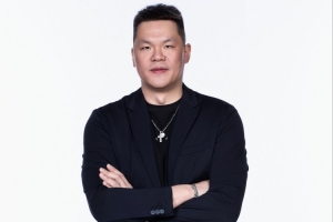 战报：朱芳雨辞去总经理，宏远任命荣誉顾问