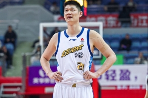强强对决，胡金秋与广厦交易悬疑：谁将占据交易主动权？