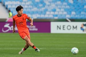 战报：李镇全因伤退亚运队，缺阵中超四轮