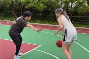 网友：我要是有这样的女球友，那我天天邀请她打