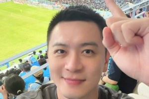 跨界联动！杨鸣社媒晒现场观赛大连英博比赛VLOG