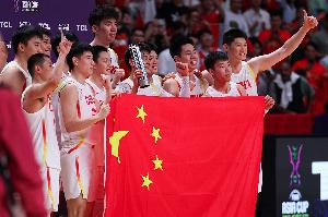 强强对话再起波澜！中国队与新西兰男篮近况交锋，胜负难料
