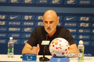 海港与海牛巅峰对决，强强对抗显实力悬殊