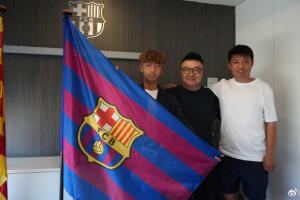 全网热议！拉玛西亚中国第一人李昊炎新赛季代表巴萨U15出战！