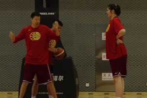 这一战将改变格局？张子宇的崛起或将重塑女篮竞争格局