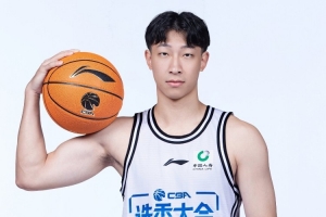 攻防转换显神威！广州队宋昕澔如何以三策锁定季后赛