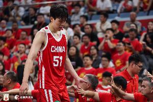强强对决，杨瀚森绝杀黎巴嫩，中国男篮内线崛起