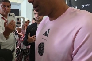 胖虎：惊讶梅西出现在更衣室，这就是为什么他是史上最伟大球员