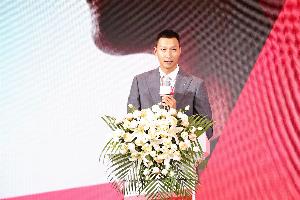 易建联21年篮球生涯落幕：数据铸就辉煌，全场称霸纪录连连