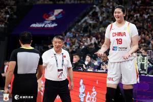 23分12板！中国女篮欧洲拉练数据闪耀，宫鲁鸣强调世界杯中期大考