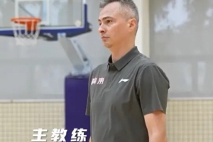 强强对话分出胜负！广东宏远在三外援对决中占据上风