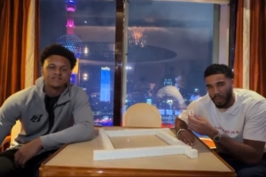 争议判罚引热议！班凯罗与塔图姆中国行对决火花四溅