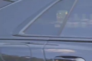 赞助商标配！巴萨球员能否都在八点半前打卡成功？