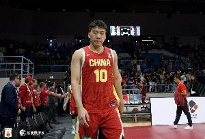 半场仅9分钟，王俊杰3中2效率惊人！中国男篮半场领先黎巴嫩