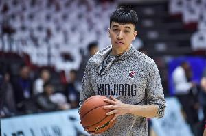 战报：中国男篮佛山站不敌乌拉圭