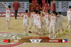 狂飙！U18男篮全场炸裂，117分狂扫菲律宾，三分神射手闪耀！