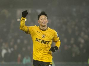 黄喜灿加盟沙尔克，凭什么赢？三点拆解本场的取胜钥匙