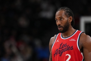 伦纳德代言风波：快船否认规避工资帽，NBA球员搭桥成争议焦点