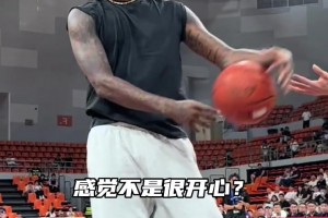 “杰伦格林面对白晶的攻防是如何回应的？”