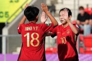39脚射门！黄嘉欣12分钟帽子戏法，中国U20女足数据全面领跑