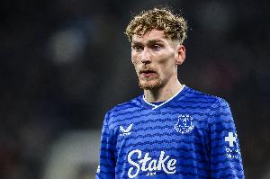 6500万镑求购未果，加纳留埃弗顿引争议