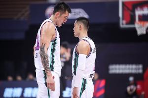 高诗岩、陶汉林领衔！山东男篮球员注册，续约数据解析