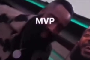 全网热议！哈登MVP时刻重温，球迷感叹：他的表现让人热血沸腾