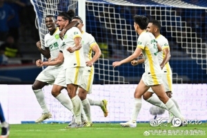 全网热议！国安客场完胜申花，球迷直呼太解气！