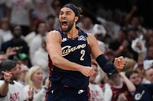狂飙！斯特鲁斯逆袭之路，NBA梦想终成真！