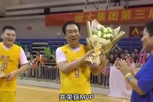 16年许家印打篮球单场砍下30分，全场比分也就44分啊