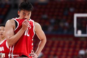 战报：中国男篮83-57胜卡塔尔