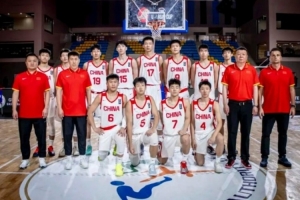 攻防转换成关键！中国U18男篮如何凭年龄优势锁定胜局