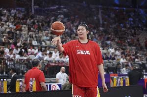 张子宇美国之旅能否练伤？三点拆解中国女篮对抗美国的关键