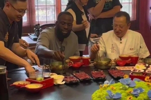 强强对话火锅局！潮汕牛肉与格林筷子对决
