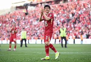 争议判罚转折点？远藤航与对手激烈碰撞引热议
