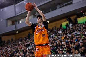 顶住压力！偰李永炜逆境绽放顽强意志