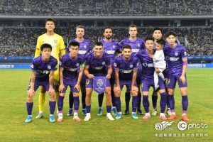 强强对决胜负已定！勇士在对位中力压绿军