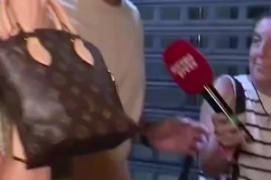 记者：C罗和乔治娜结婚了~你啥时候结婚？姆巴佩与女友避而不答