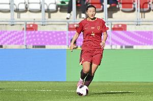 全网热议！黄嘉欣12分钟帽子戏法引爆U20世界杯
