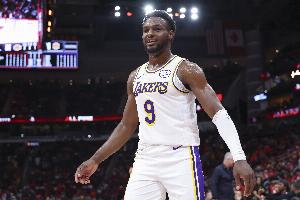 全网热议！布朗尼的表现让湖人球迷热血沸腾